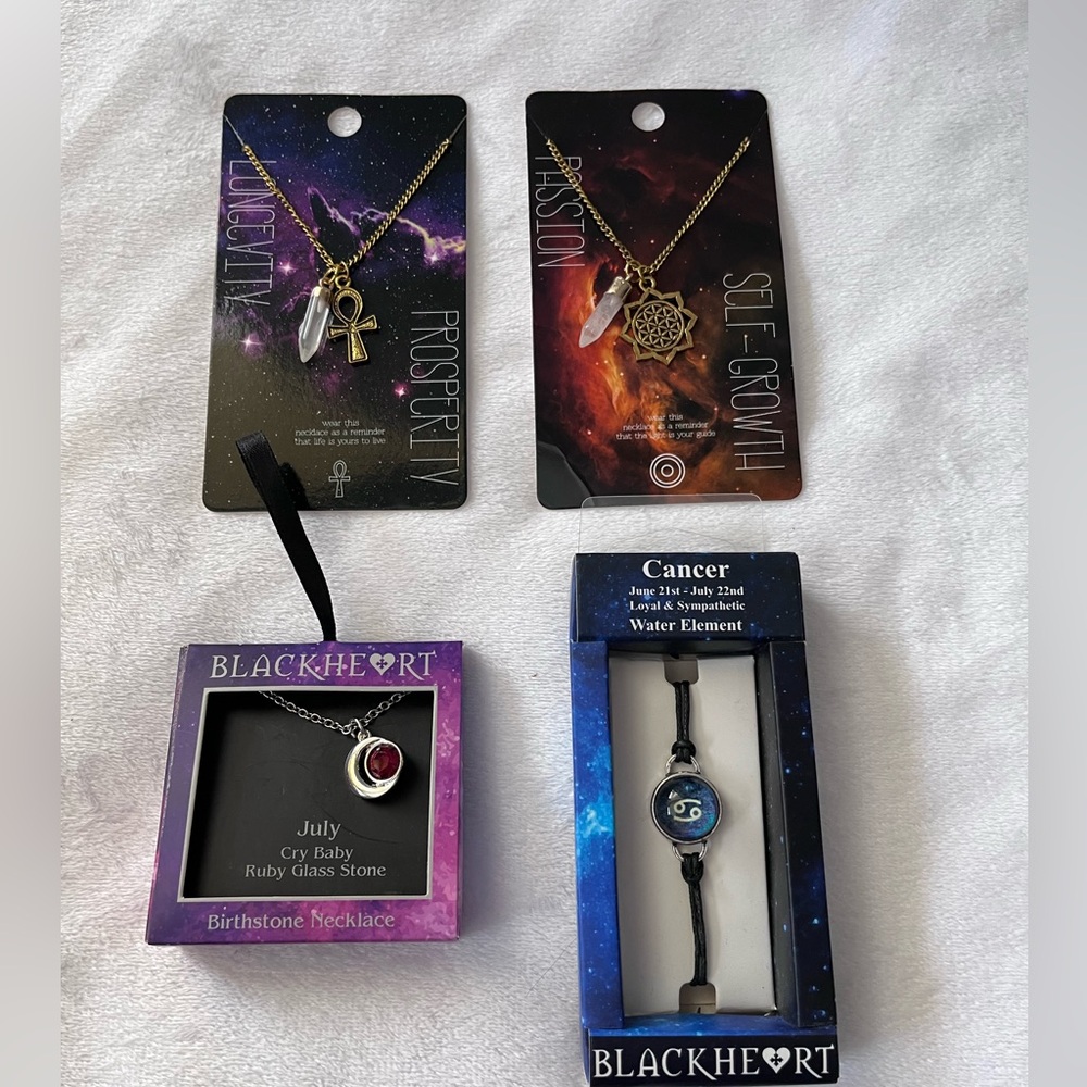 Hot Topic Jewelry July 4 pc Bundle